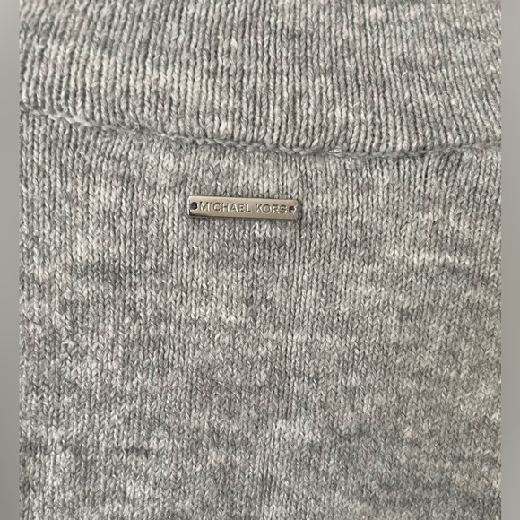 Michael kors top - Picture 8 of 11